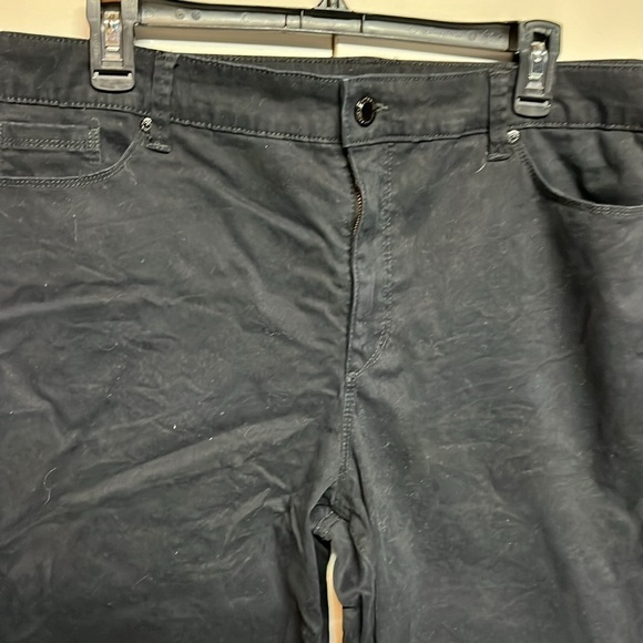 Bandolino Jeans - Picture 4 of 10